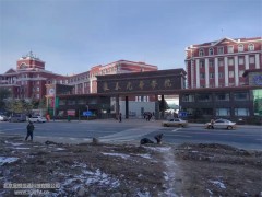 自习： 
　　 教师可以任意选择某一学生监听他的练习情况，同时可以单独为他辅导，形成一对一教学模式、同时可以通过选择工具栏上的录音功能键对学生进行录音，以便课后老师了解学生对课堂内容的理解情况。